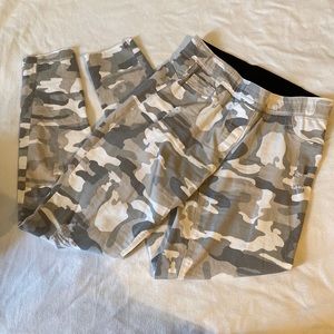 Coco + Carmen Camo Jeans